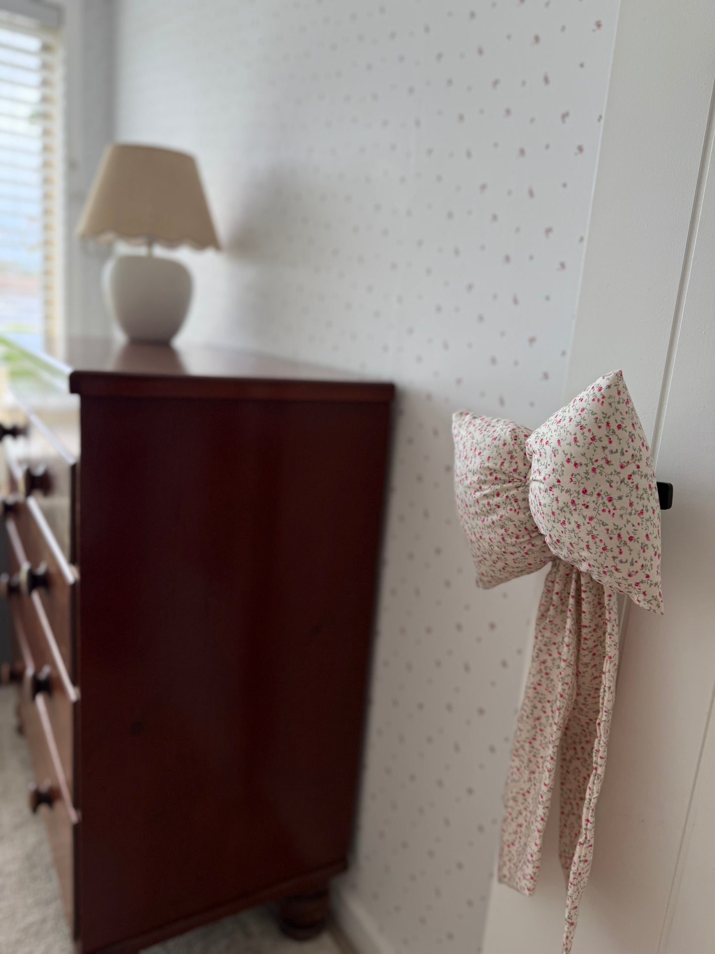 FABRIC BOW - COTTAGE ROSE